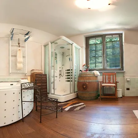 Farm stay Relais Cascina Al Campaccio Taino