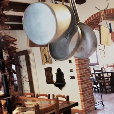 Relais Cascina Al Campaccio Farm stay *