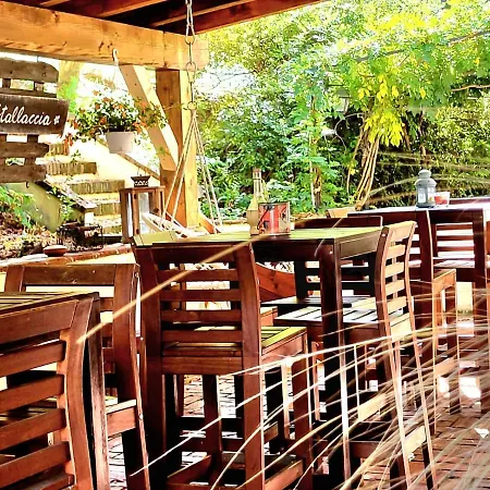 مزرعة للإقامة Relais Cascina Al Campaccio *