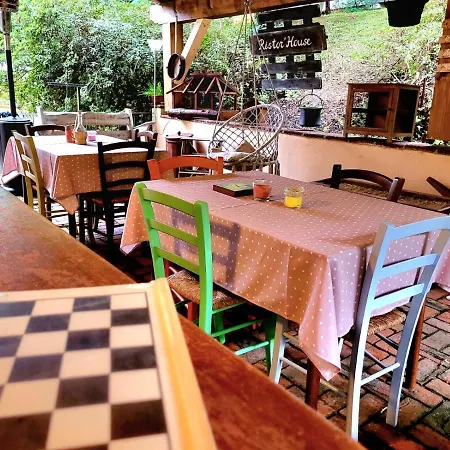 Farma Relais Cascina Al Campaccio Taino